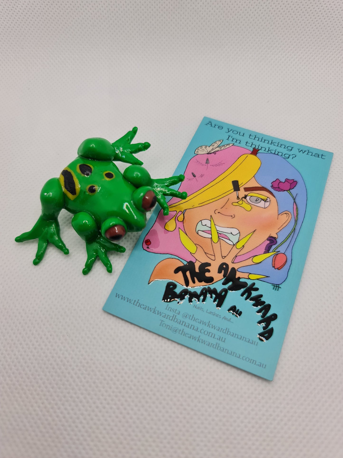 Fergus the Frog Brooch