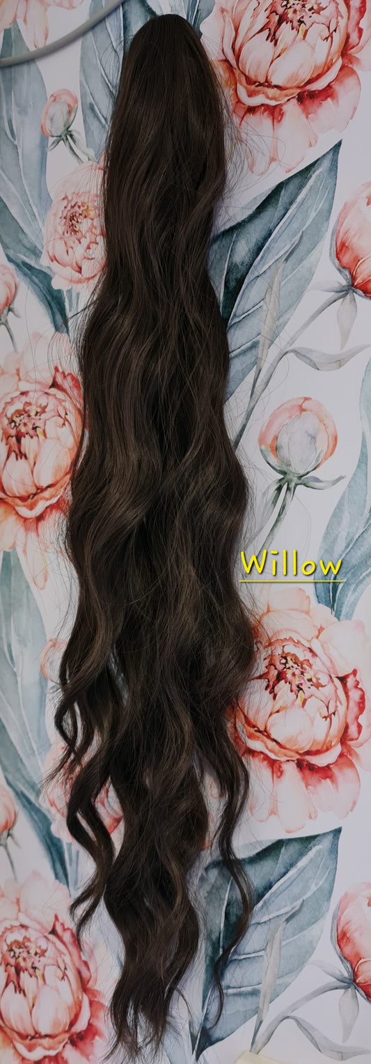 Ponytail Hair Extension 24" (Willow)