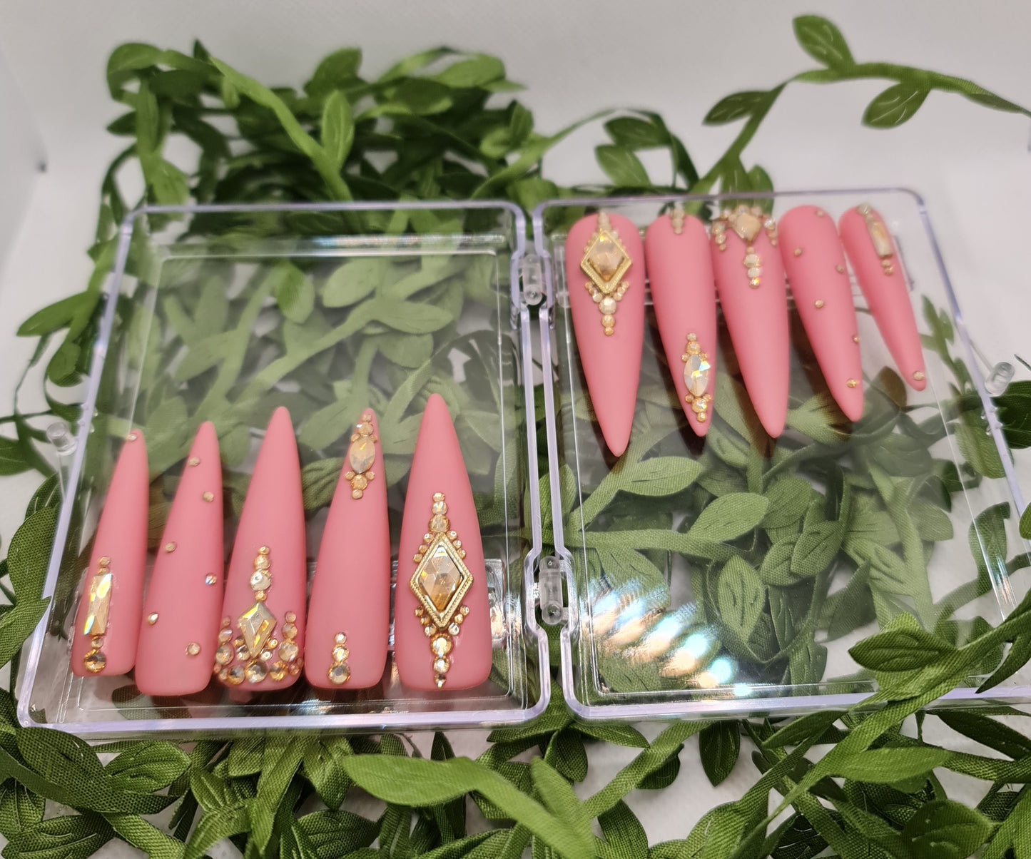 Ivy - Pink Acrylic Press-On Nails (Fits Large - 50mm Length)